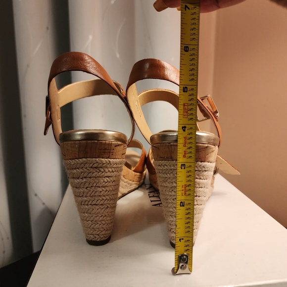 Alfani Shoes - Picture 4 of 6